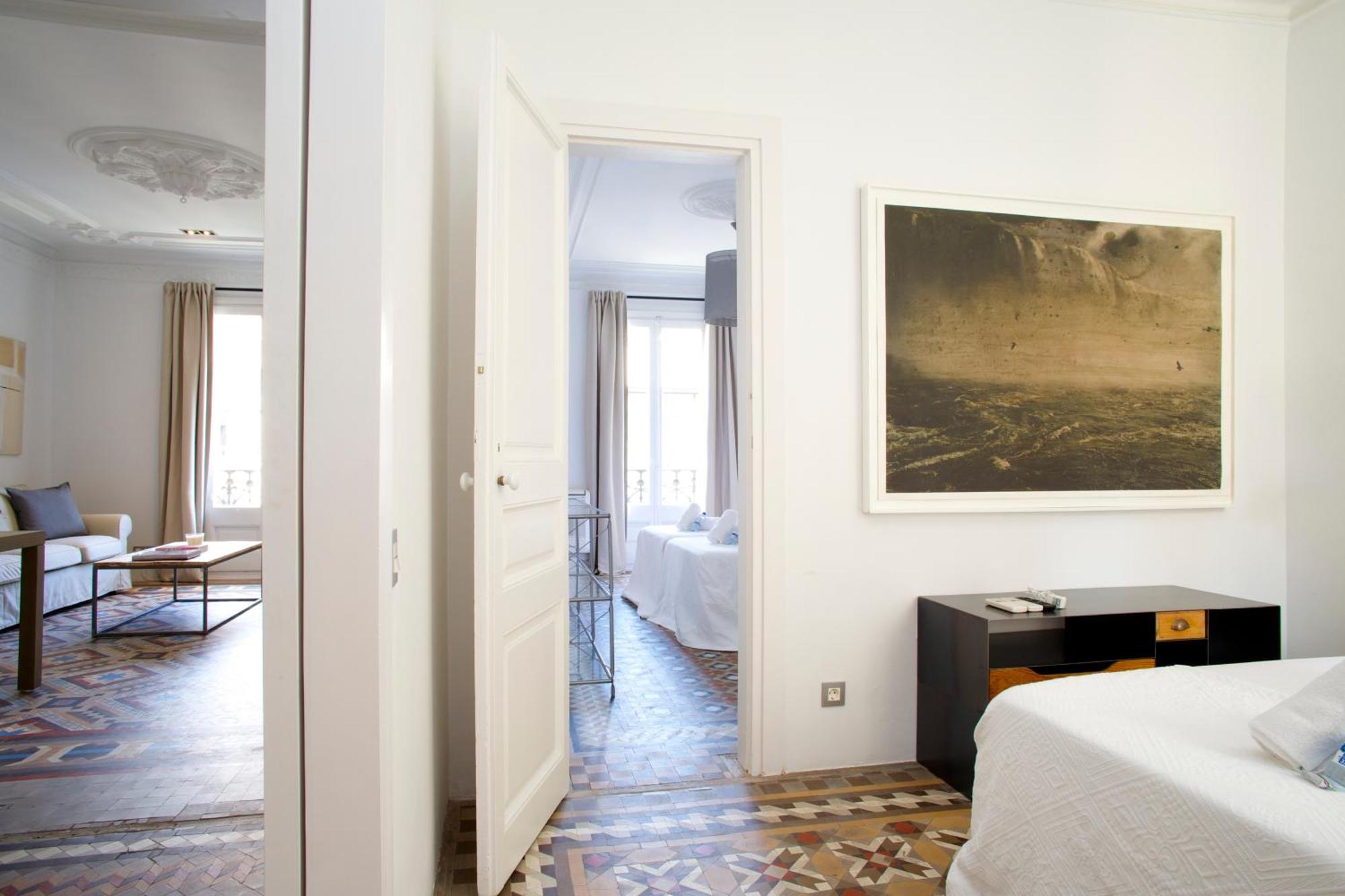 The Claris Suites I Barcelona Exterior photo