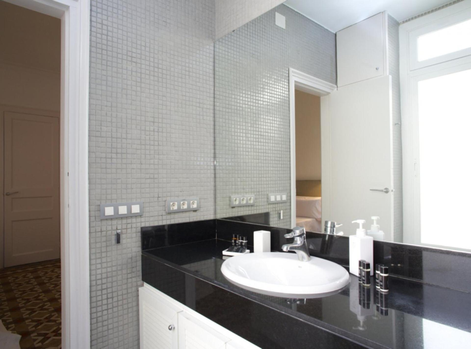 The Claris Suites I Barcelona Exterior photo