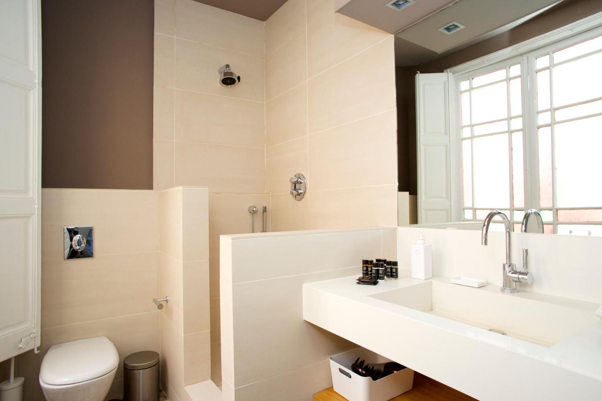 The Claris Suites I Barcelona Exterior photo
